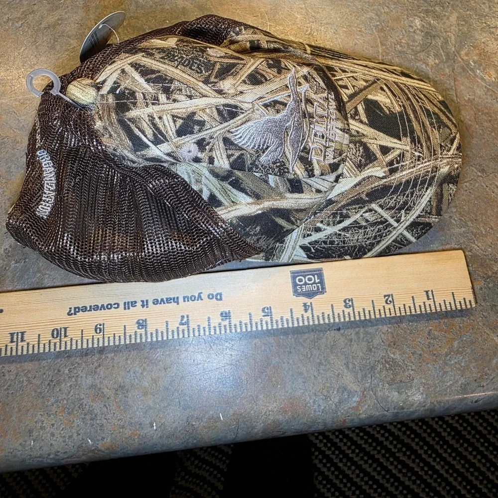 Delta Waterfowl Foundation Camoflauge Mesh Back Strapback Hat Cap NWT Mossy Oak